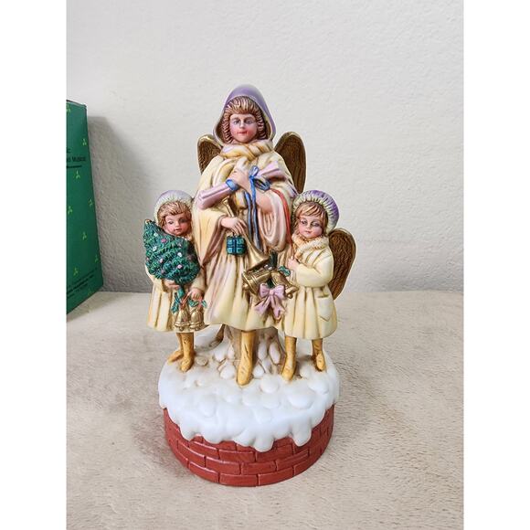 Christmas Victorian Angel Musical Ceramic Sankyo Movement w/ Box Vintage Tested - Picture 2 of 16